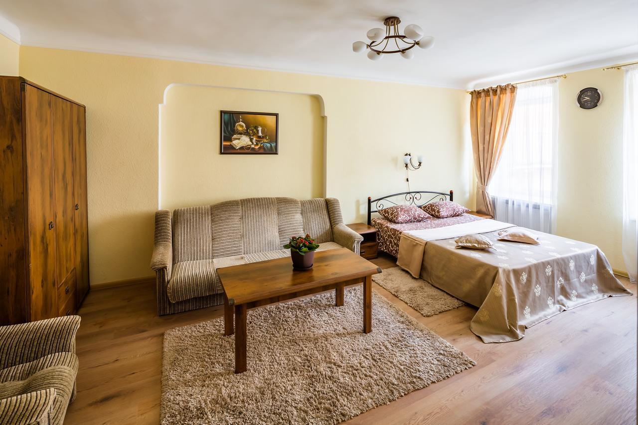 Apartment Krakivska 15 Lviv Eksteriør bilde