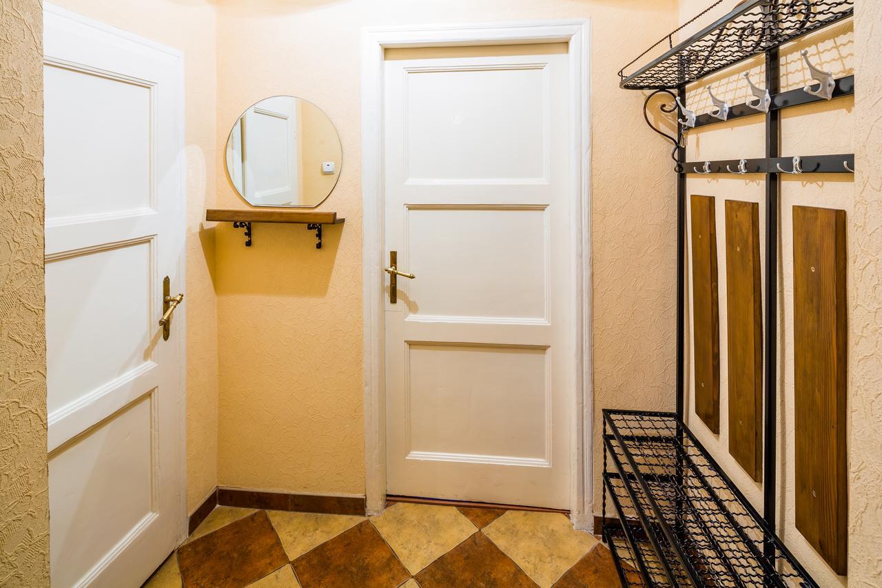Apartment Krakivska 15 Lviv Eksteriør bilde